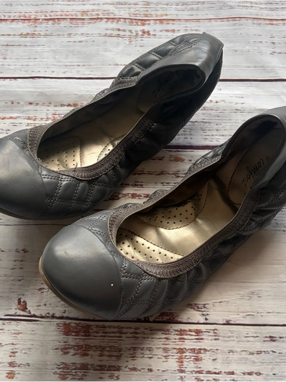 DEXFLEX 7.5 Comfortable Quilted Gray Ballet Flats - Unbranded